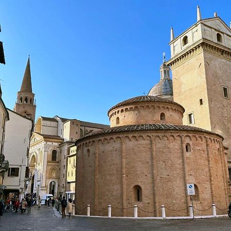 Ca' Isora Lägenhet Mantova Exteriör bild