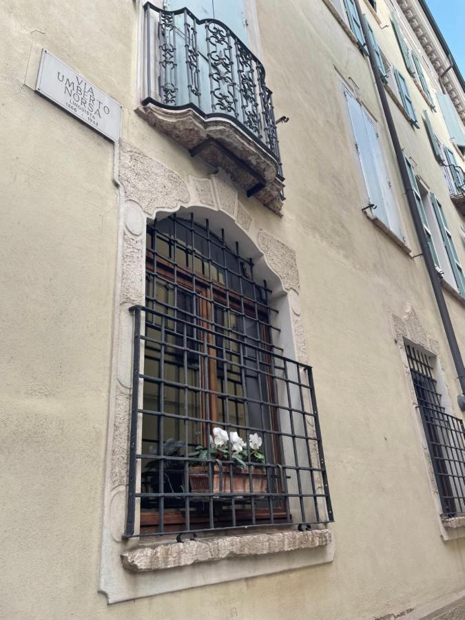 Ca' Isora Lägenhet Mantova Exteriör bild